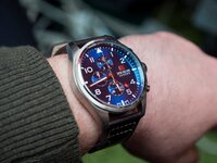 EM110023.jpg