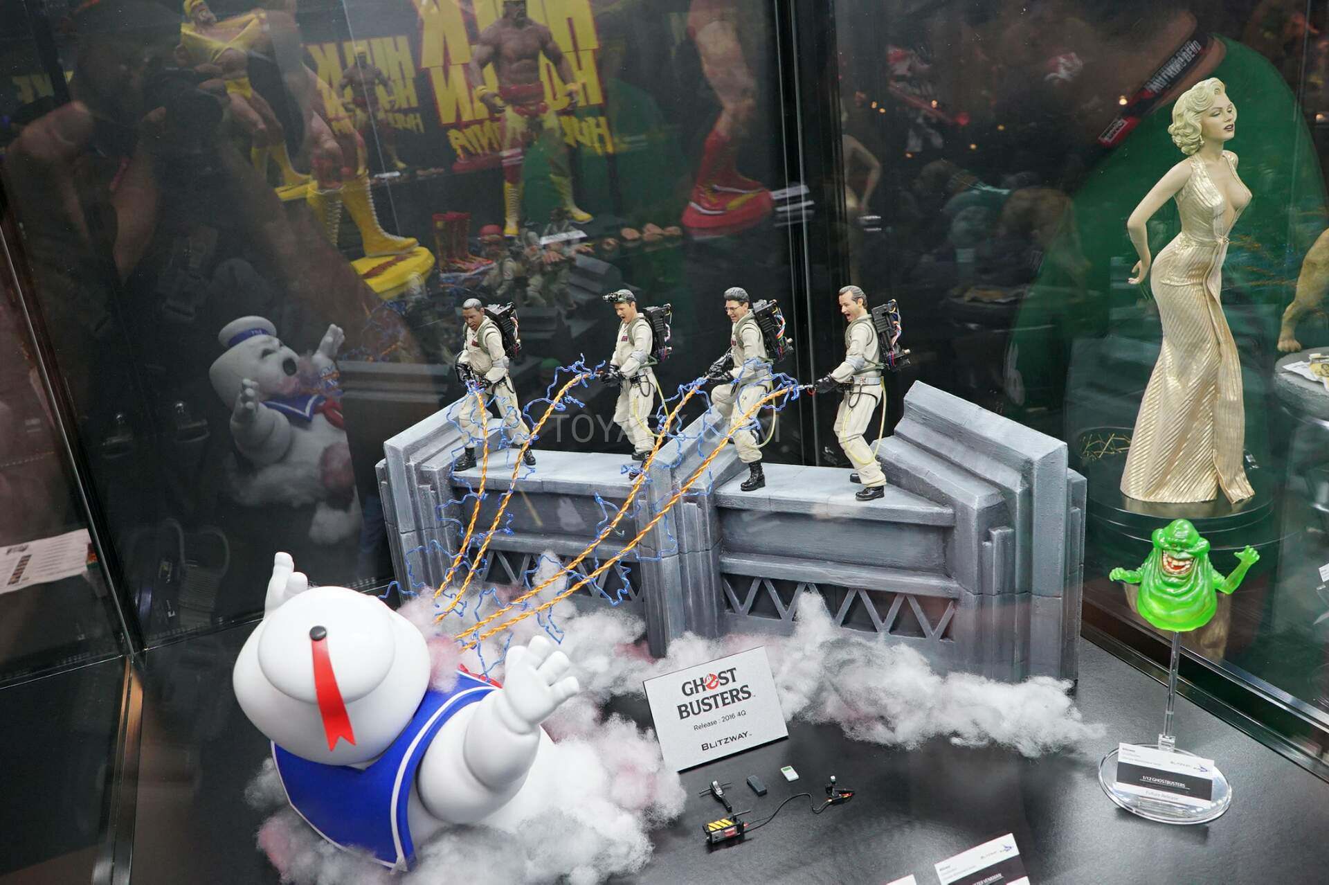 SDCC-2016-Blitzway-6-Inch-Ghostbusters-002.jpg