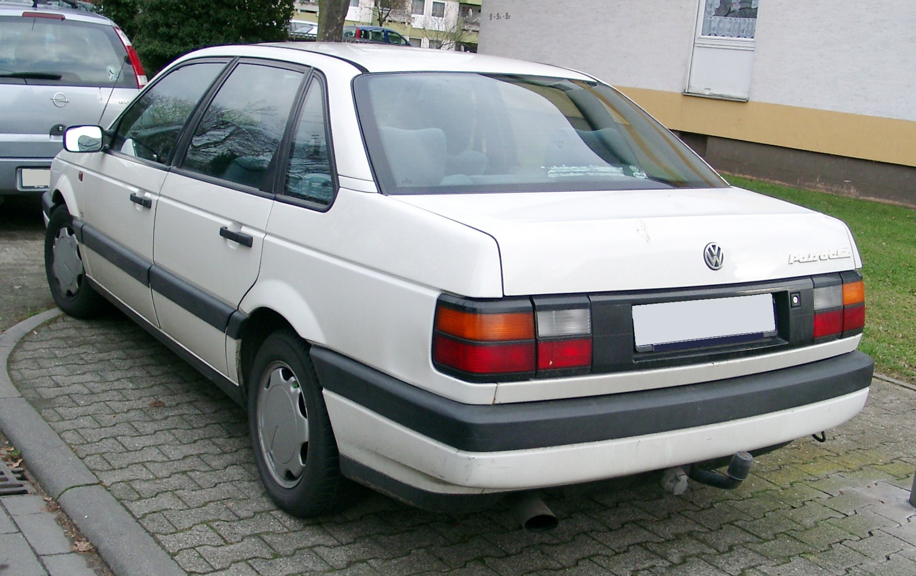 VW_Passat_B3_rear_20071205.jpg