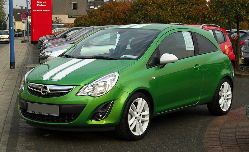 800px-Opel_Corsa_1.4_ECOTEC_Color_Stripes_(D%2C_Facelift)_–_Frontansicht%2C_14._April_2011%2C_Velbert.jpg