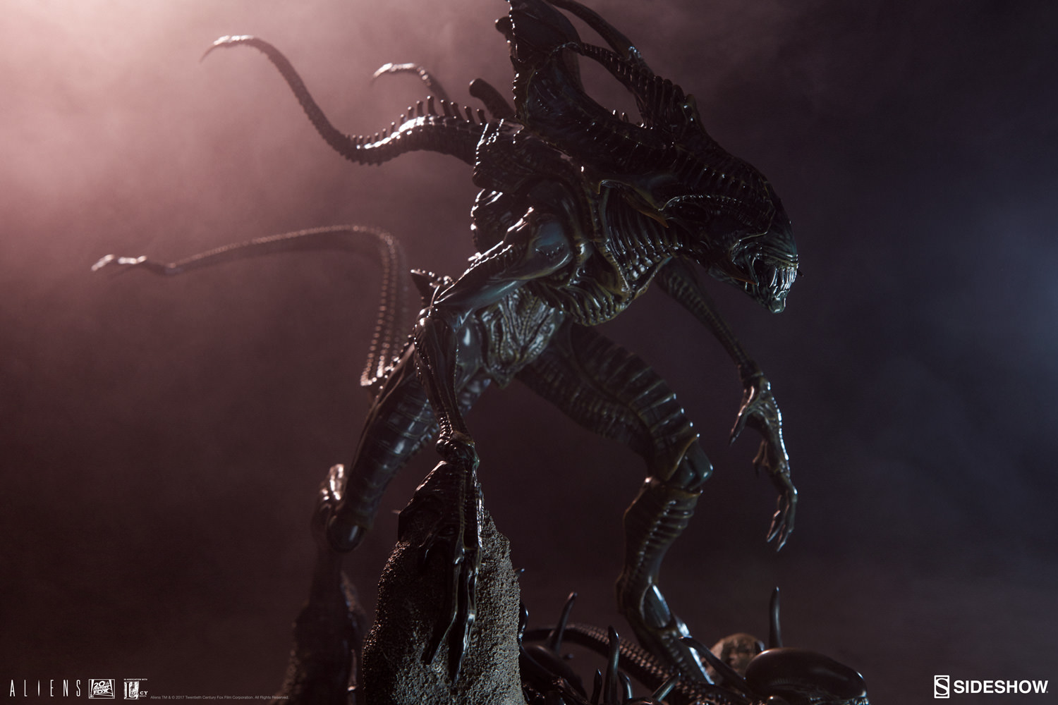 aliens-alien-king-maquette-200333-03.jpg