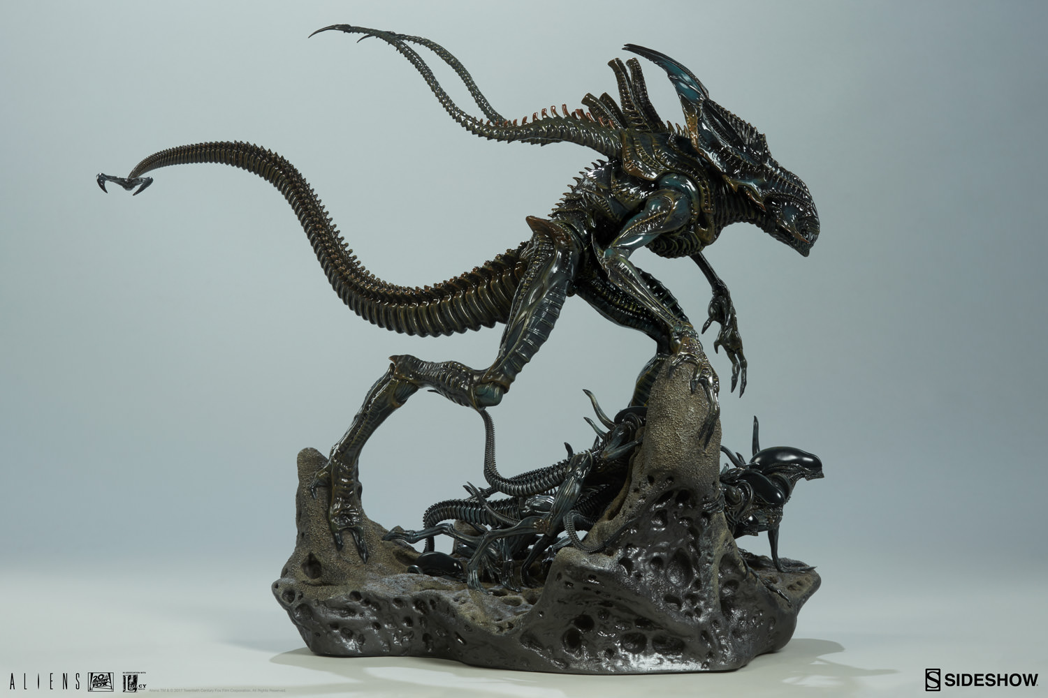 aliens-alien-king-maquette-200333-06.jpg